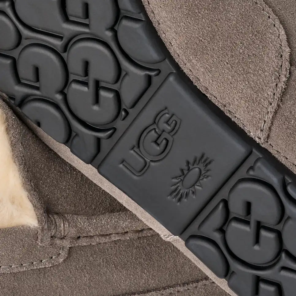 UGG Men's Ascot in Grey